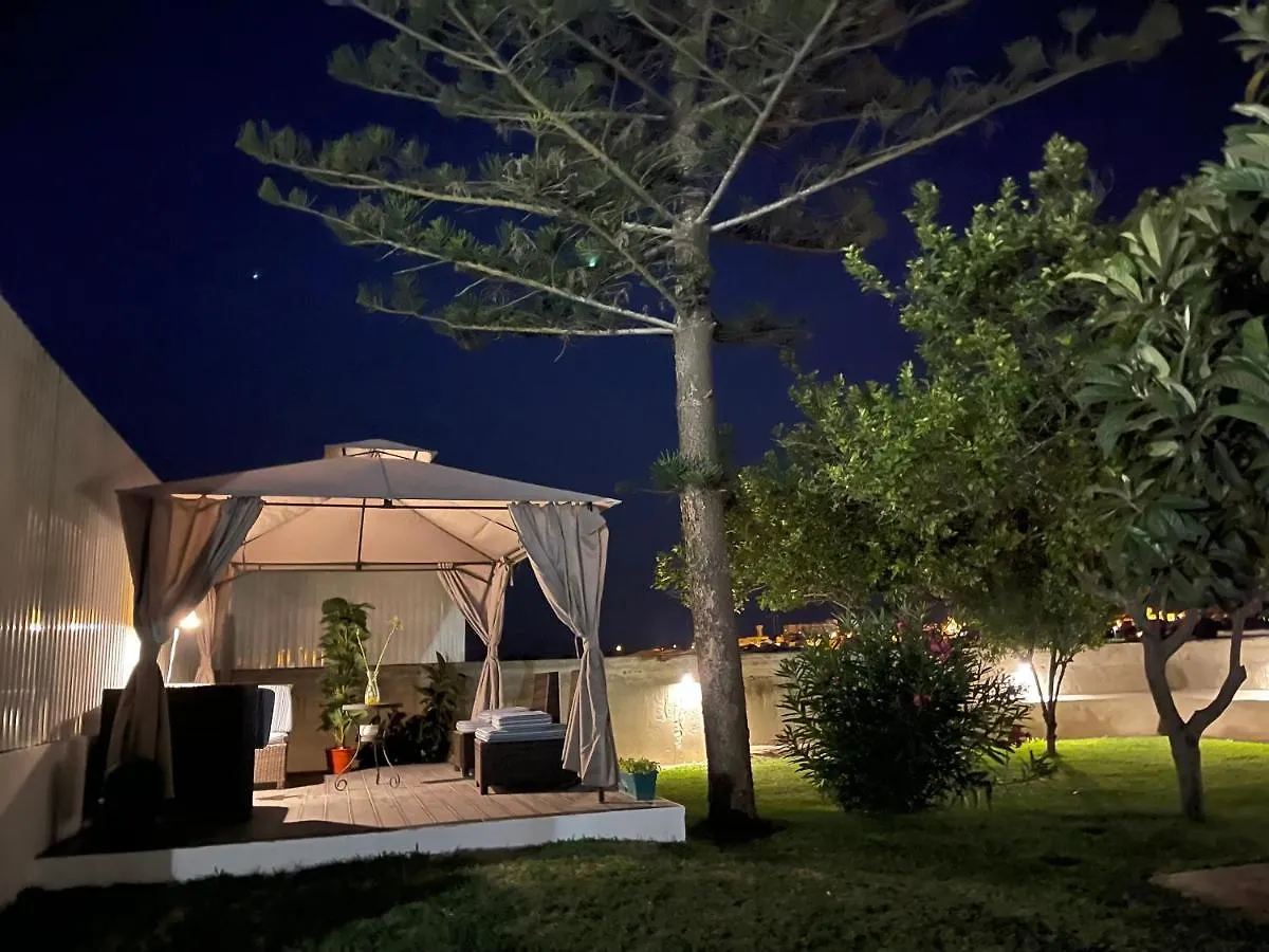 Guest house Kerart House Hotel Armacao de Pera